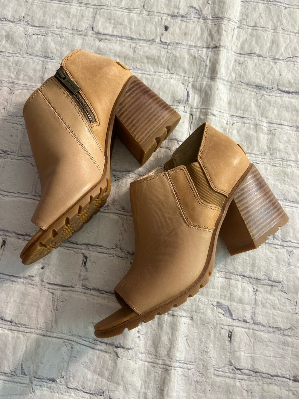 SOREL NADIA PEEP TOE BLOCK HEELS WEDGE ANKLE BOOTS CARMEL/TAN WOMEN’S SIZE 9